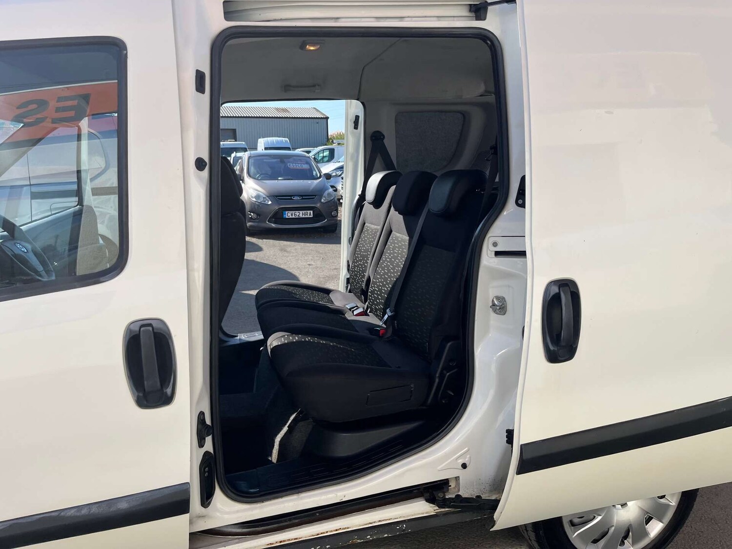 Used Vauxhall Combo 2014 for sale - 78162697: Photo 33