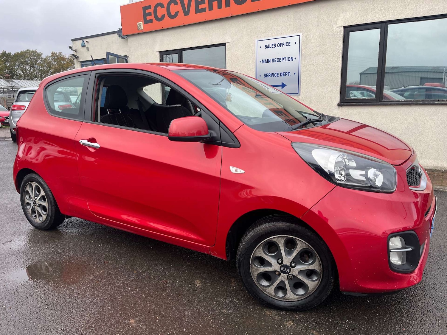 Used Kia Picanto 2013 for sale - 76682749: Photo 2