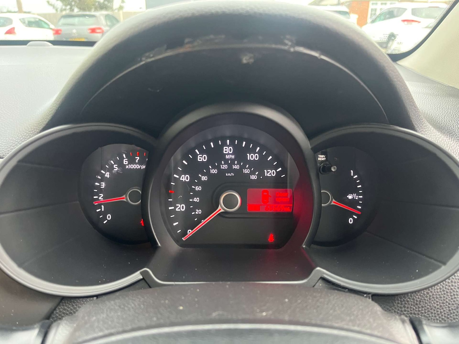 Used Kia Picanto 2013 for sale - 76682749: Photo 23