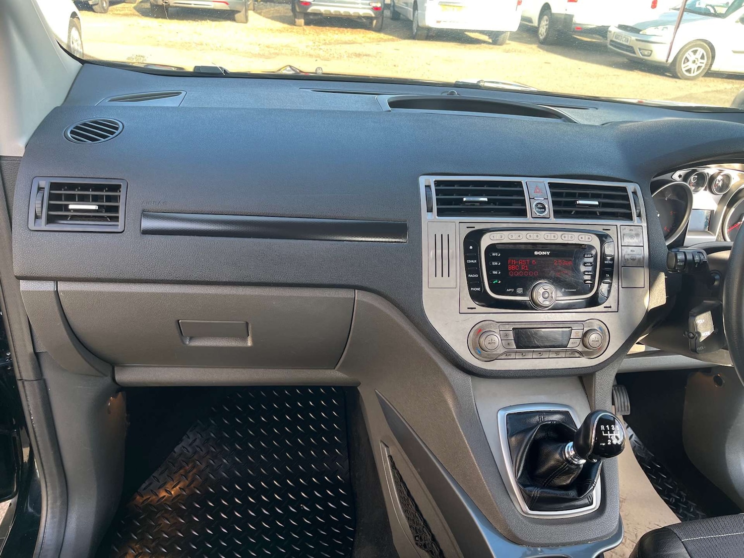 Used Ford Kuga 2011 for sale - 77640523: Photo 39