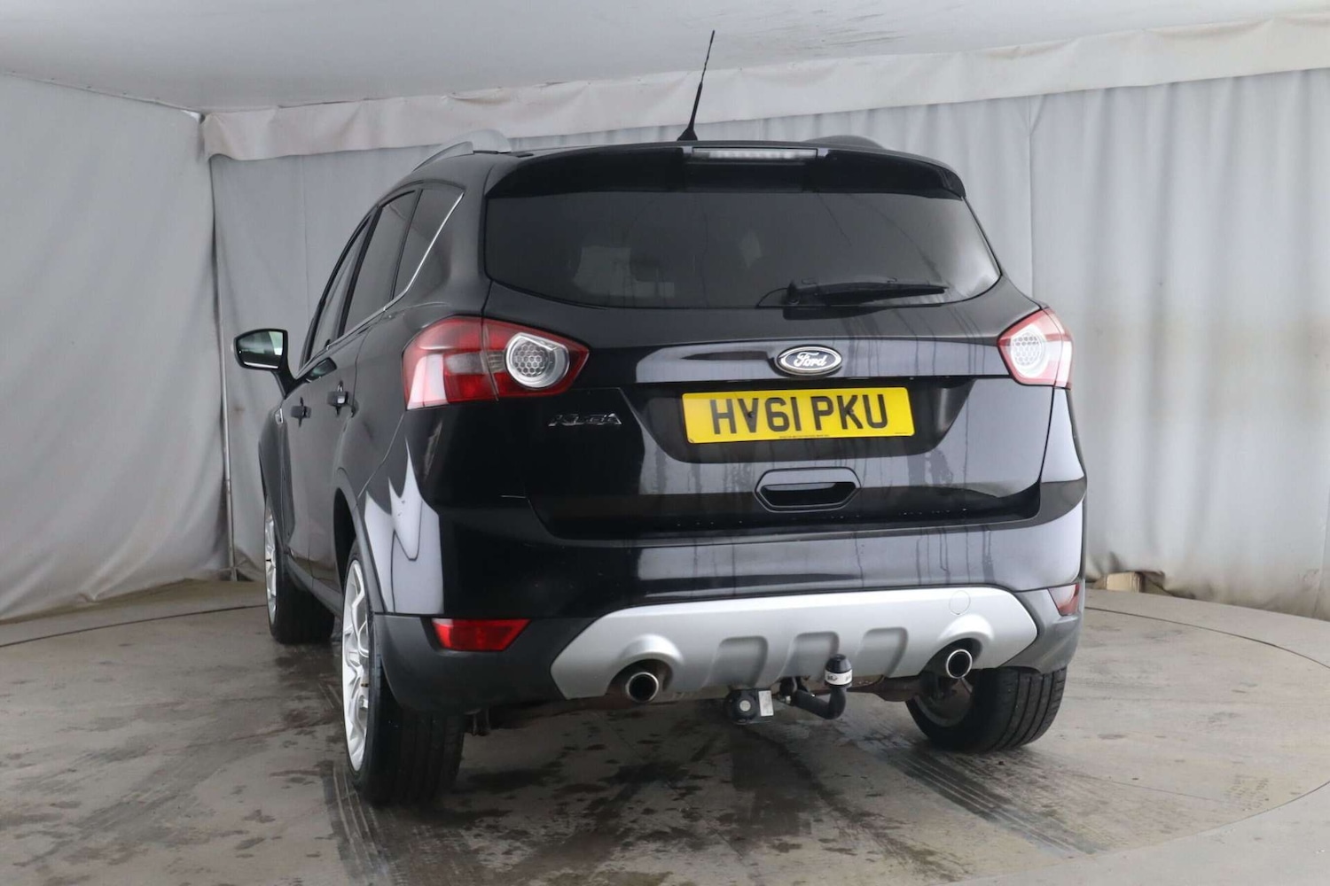 Used Ford Kuga 2011 for sale - 77640523: Photo 4