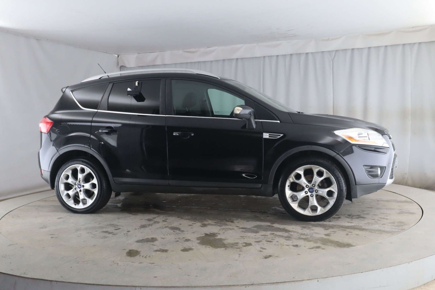 Used Ford Kuga 2011 for sale - 77640523: Photo 6