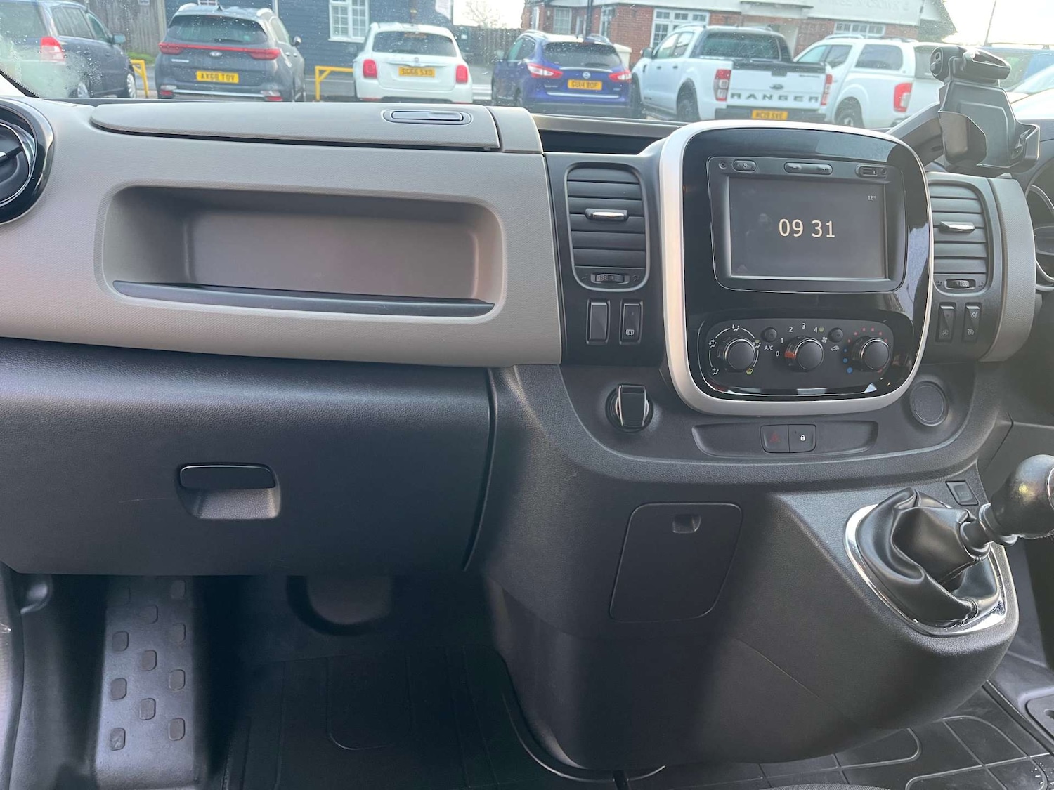 Used Renault Trafic 2017 for sale - 77234096: Photo 36