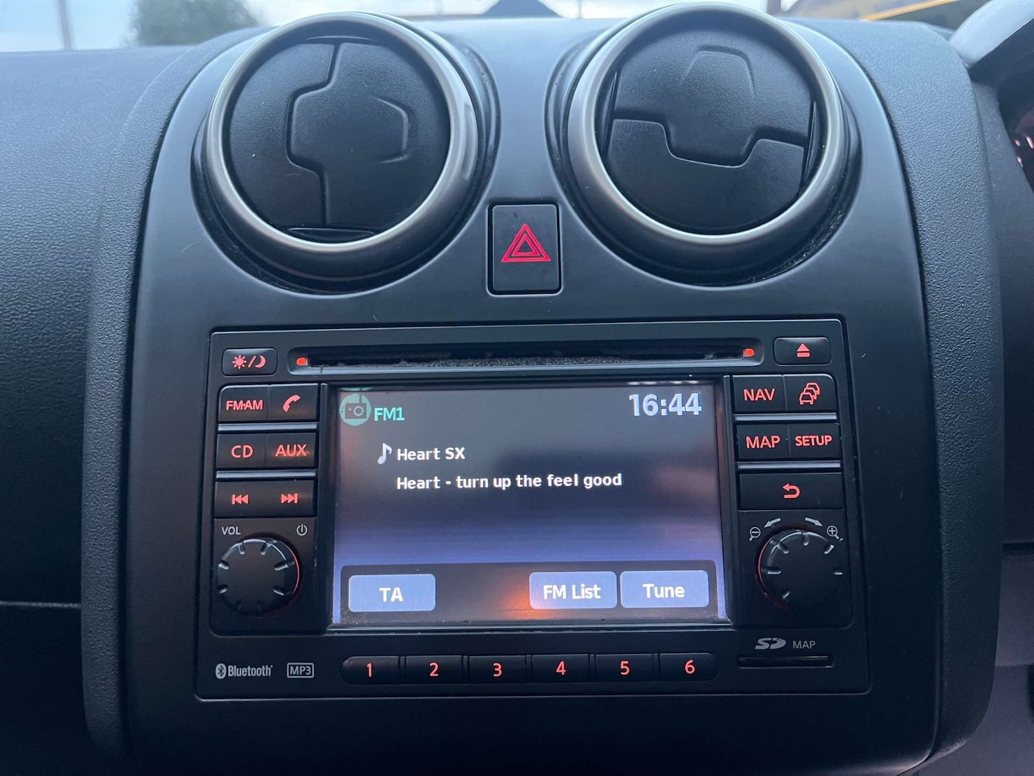 Used Nissan Qashqai 2012 for sale - 76846943: Photo 19