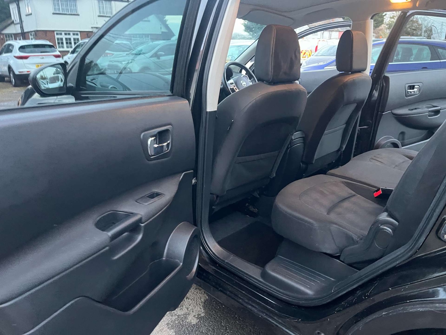 Used Nissan Qashqai 2012 for sale - 76846943: Photo 28