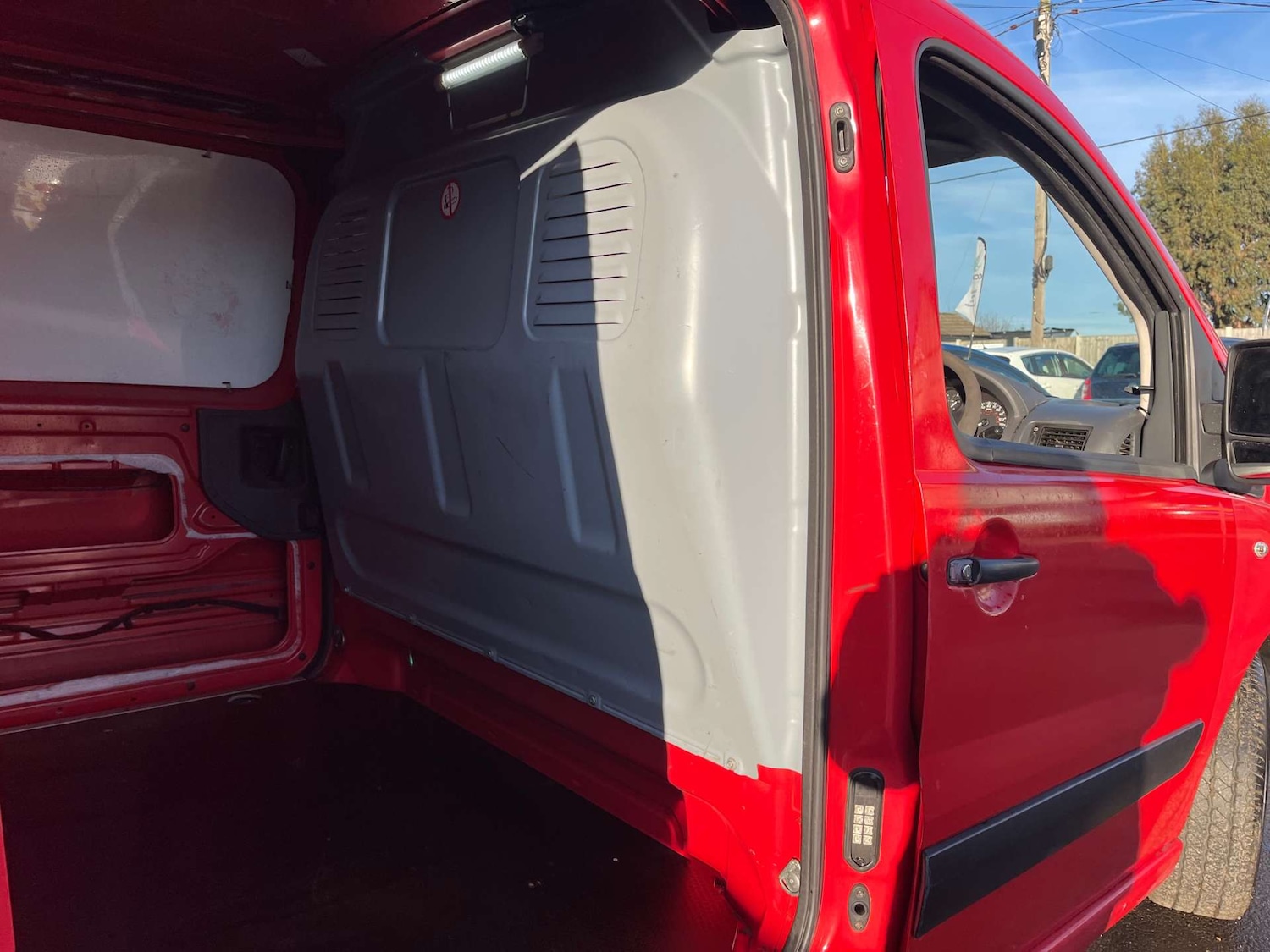 Used Peugeot Expert 2014 for sale - 77200746: Photo 30