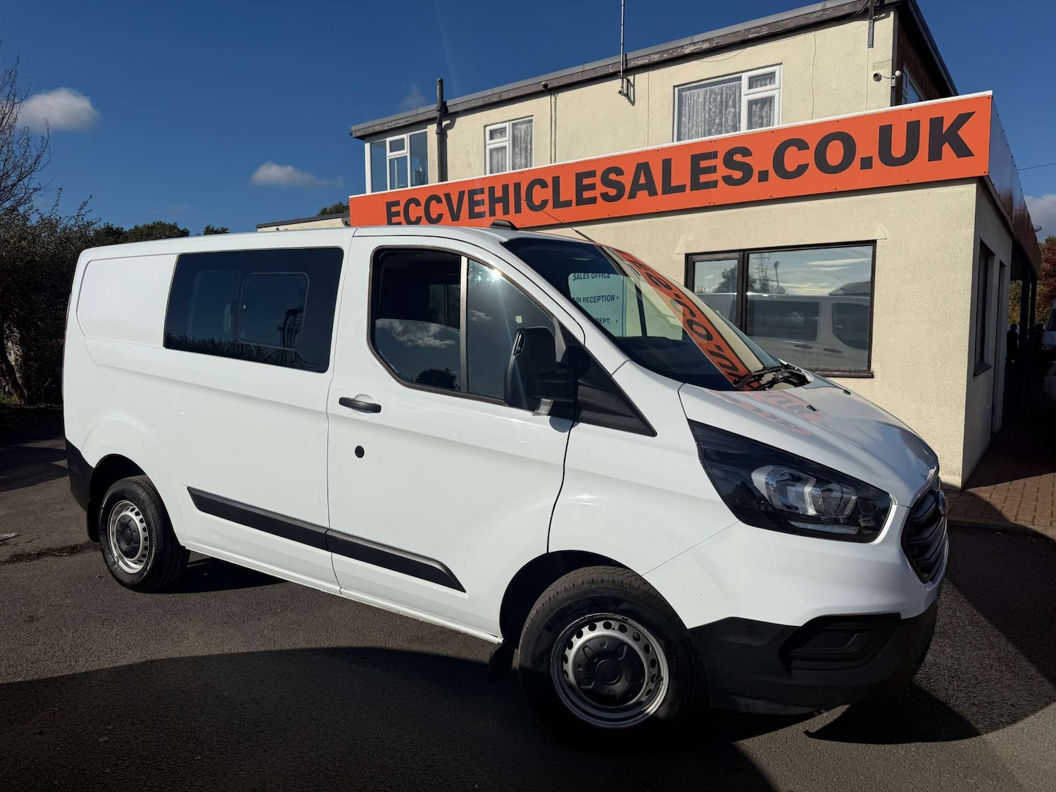 Used Ford Transit Custom 2023 for sale - 76601841: Photo 1