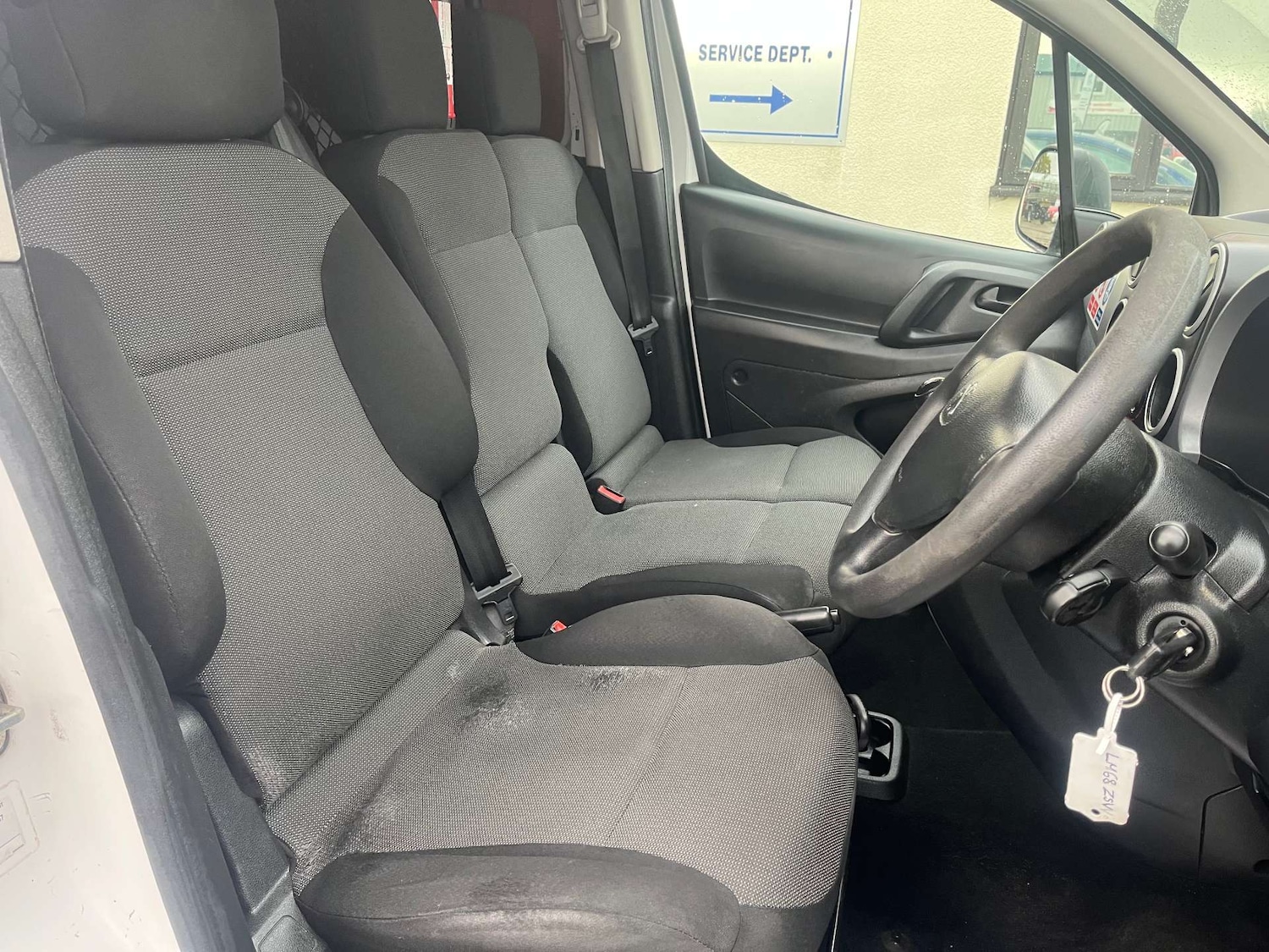 Used Peugeot Partner 2018 for sale - 76682748: Photo 17