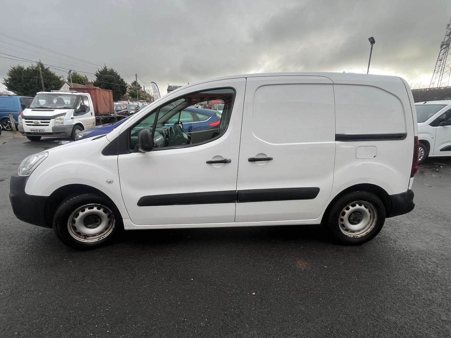 Used Peugeot Partner 2018 for sale - 76682748: Photo 8