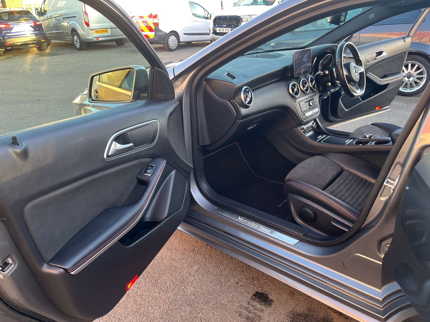 Used Mercedes-Benz A-Class 2017 for sale - 77045727: Photo 42