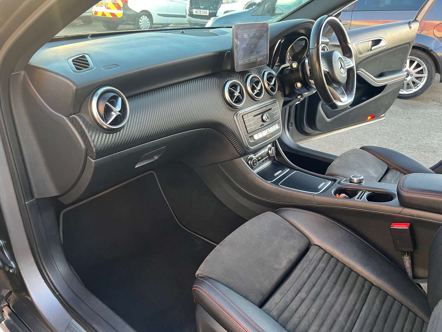 Used Mercedes-Benz A-Class 2017 for sale - 77045727: Photo 44