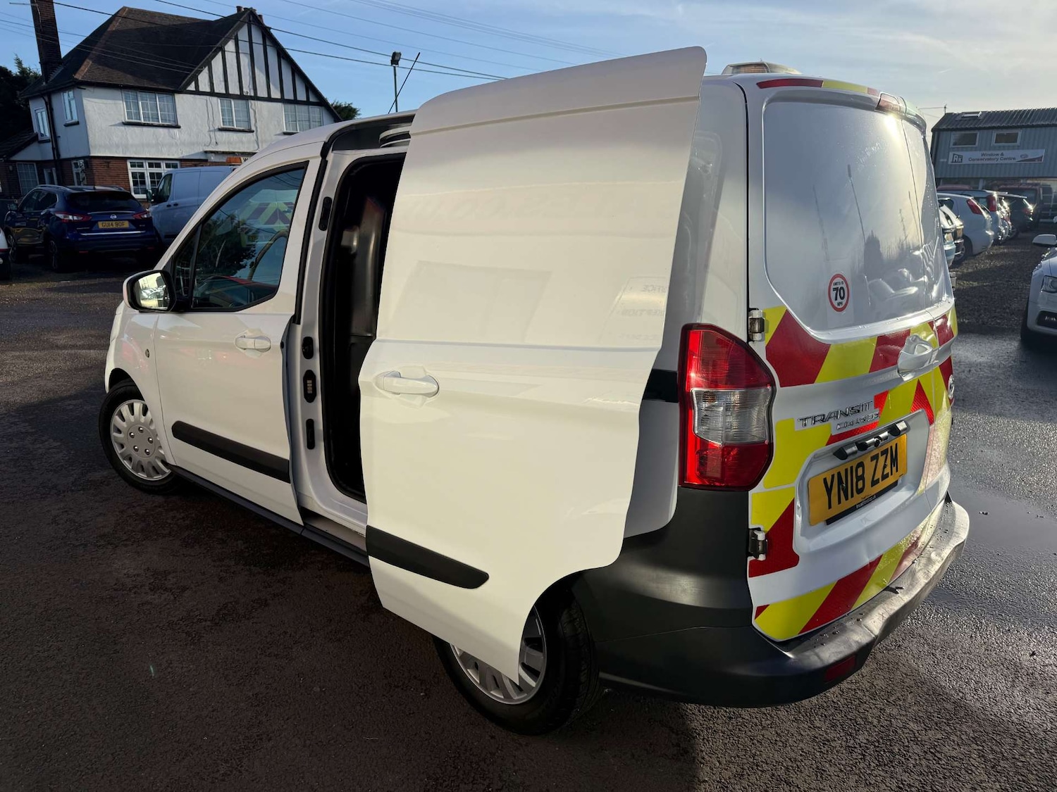 Used Ford Transit Courier 2018 for sale - 77022415: Photo 16
