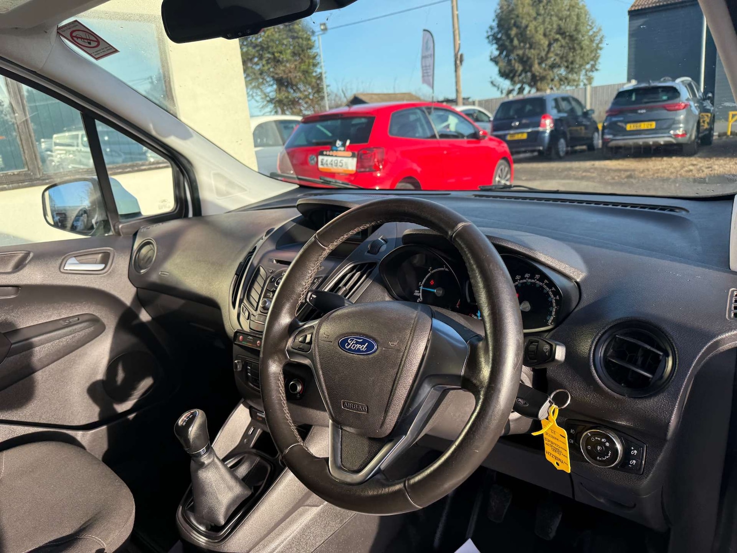 Used Ford Transit Courier 2018 for sale - 77022415: Photo 25