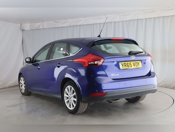 Used Ford Focus 2015 for sale - 76253849: Photo 4