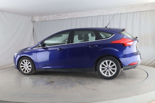 Used Ford Focus 2015 for sale - 76253849: Photo 5
