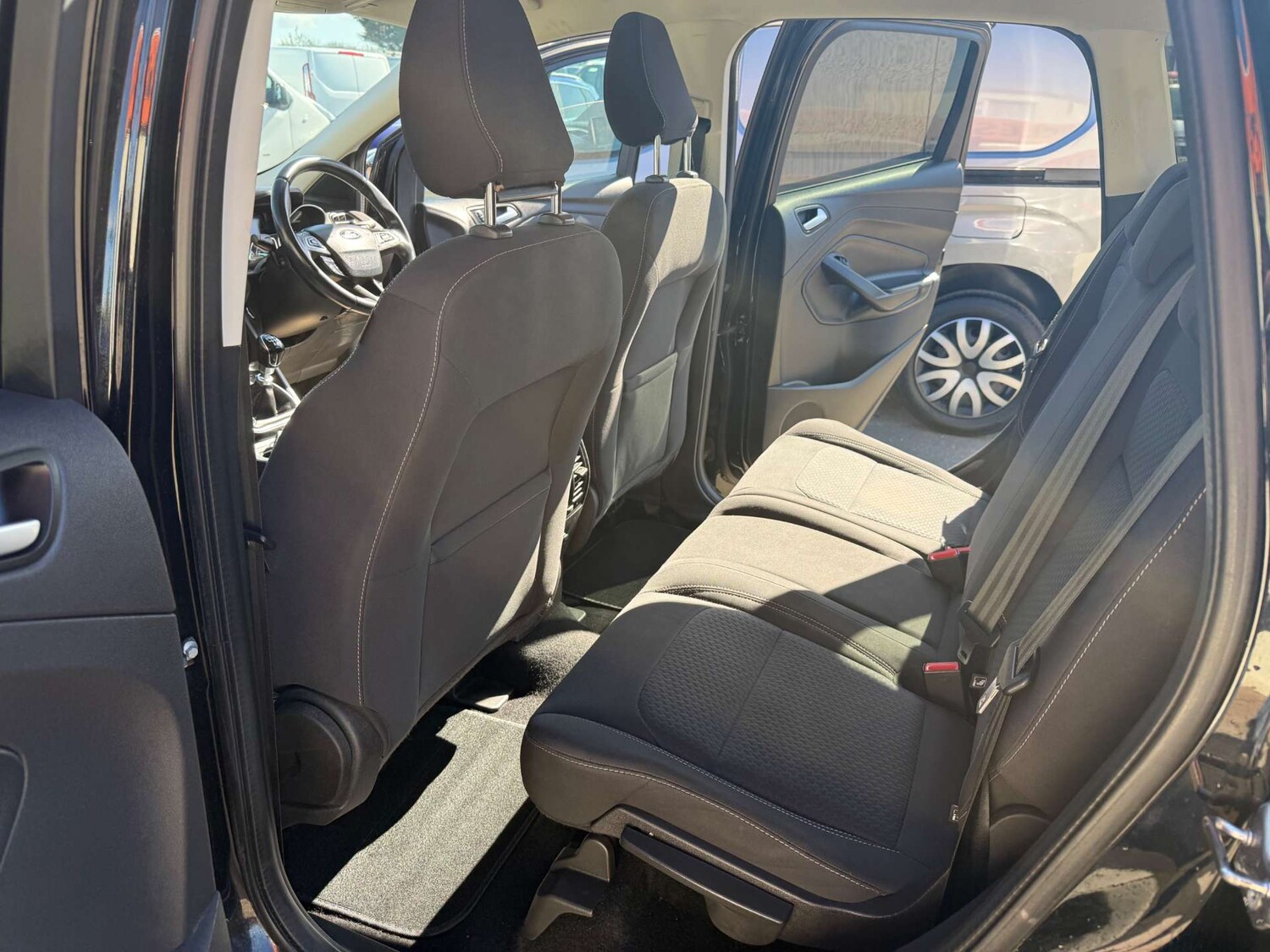 Used Ford Kuga 2017 for sale - 78026366: Photo 25