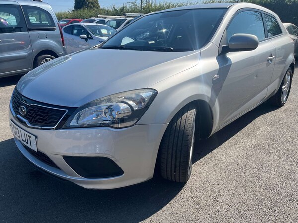 Used Kia Pro Ceed 2013 for sale - 74996932: Photo 6