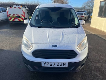 Used Ford Transit Courier 2017 for sale - 77022418: Photo