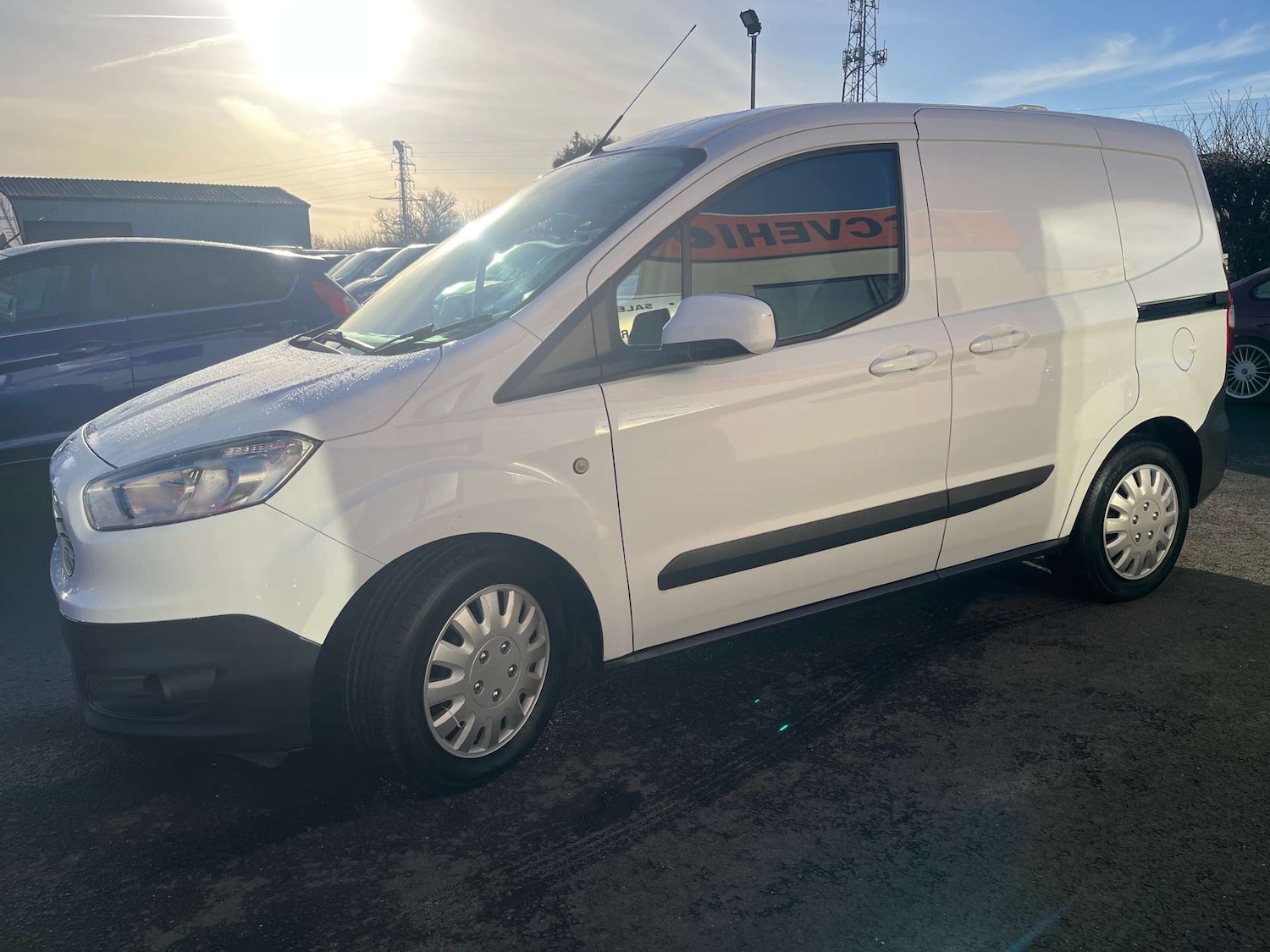Used Ford Transit Courier 2017 for sale - 77022418: Photo 8