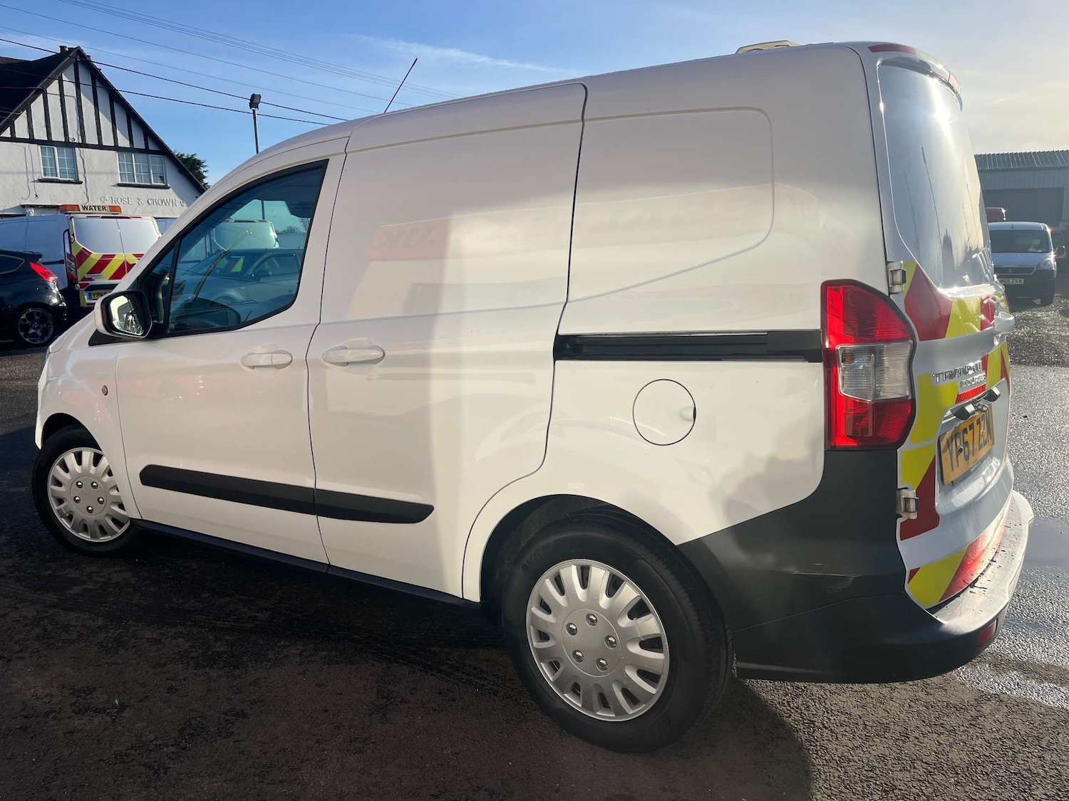 Used Ford Transit Courier 2017 for sale - 77022418: Photo 9