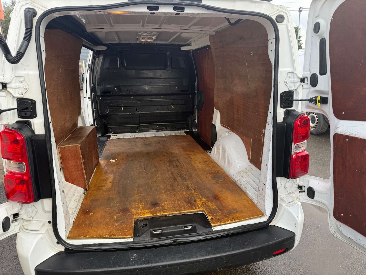 Used Vauxhall Vivaro 2019 for sale - 77469815: Photo 15
