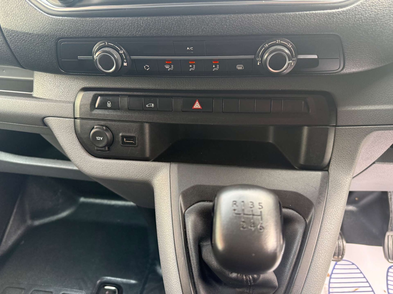 Used Vauxhall Vivaro 2019 for sale - 77469815: Photo 27