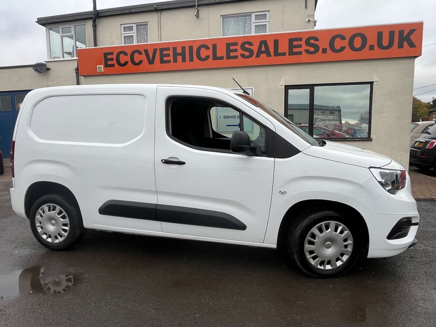 Used Vauxhall Combo 2020 for sale - 76640023: Photo 1