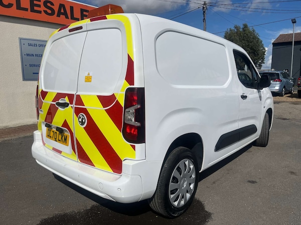 Used Vauxhall Combo 2020 for sale - 75638810: Photo 13