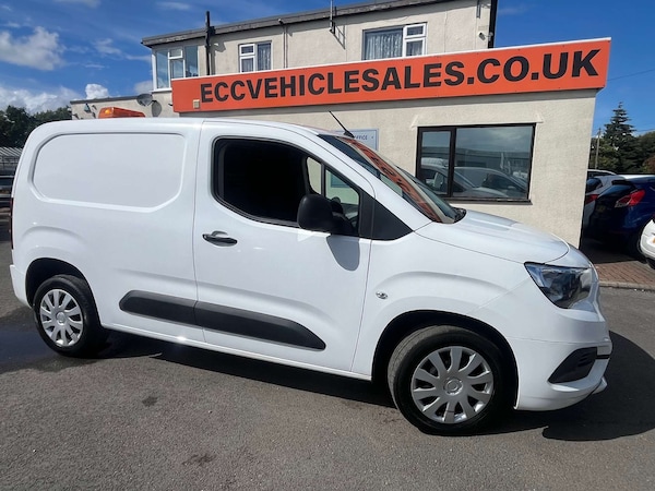 Used Vauxhall Combo 2020 for sale - 75638810: Photo 1