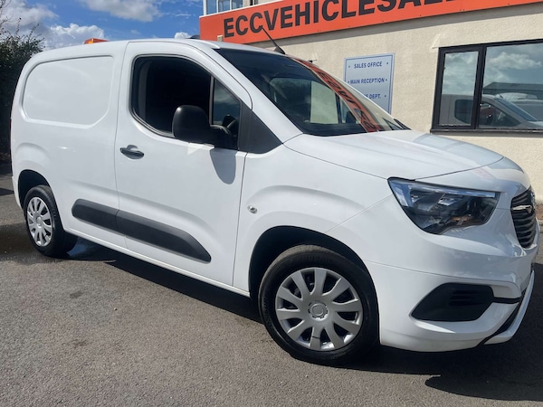Used Vauxhall Combo 2020 for sale - 75638810: Photo 2