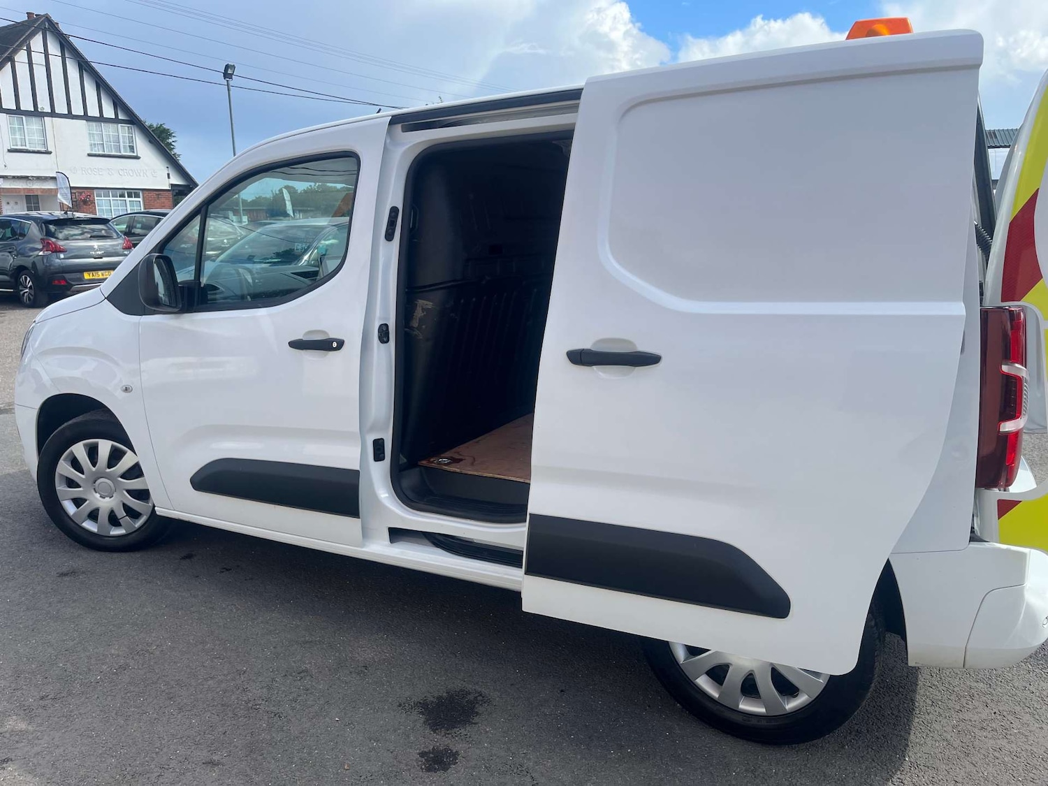 Used Vauxhall Combo 2020 for sale - 75638810: Photo 34