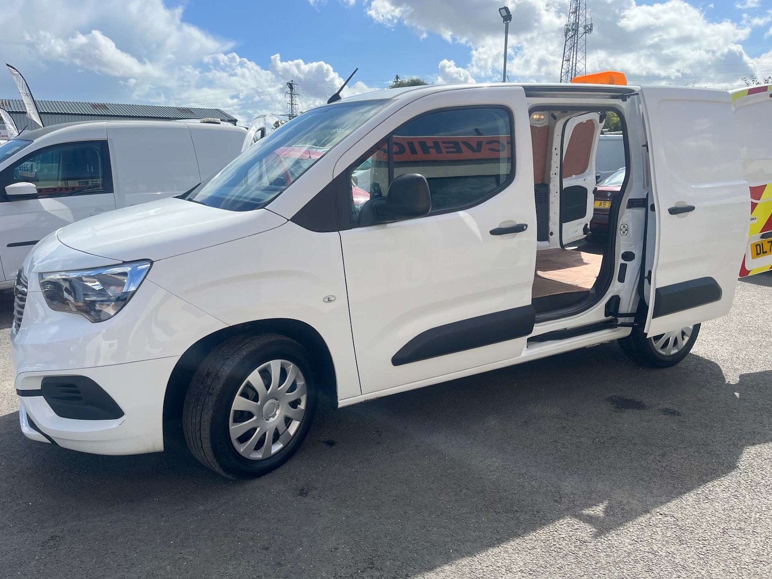 Used Vauxhall Combo 2020 for sale - 75638810: Photo 35