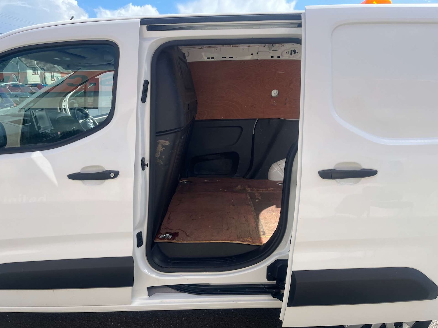 Used Vauxhall Combo 2020 for sale - 75638810: Photo 36