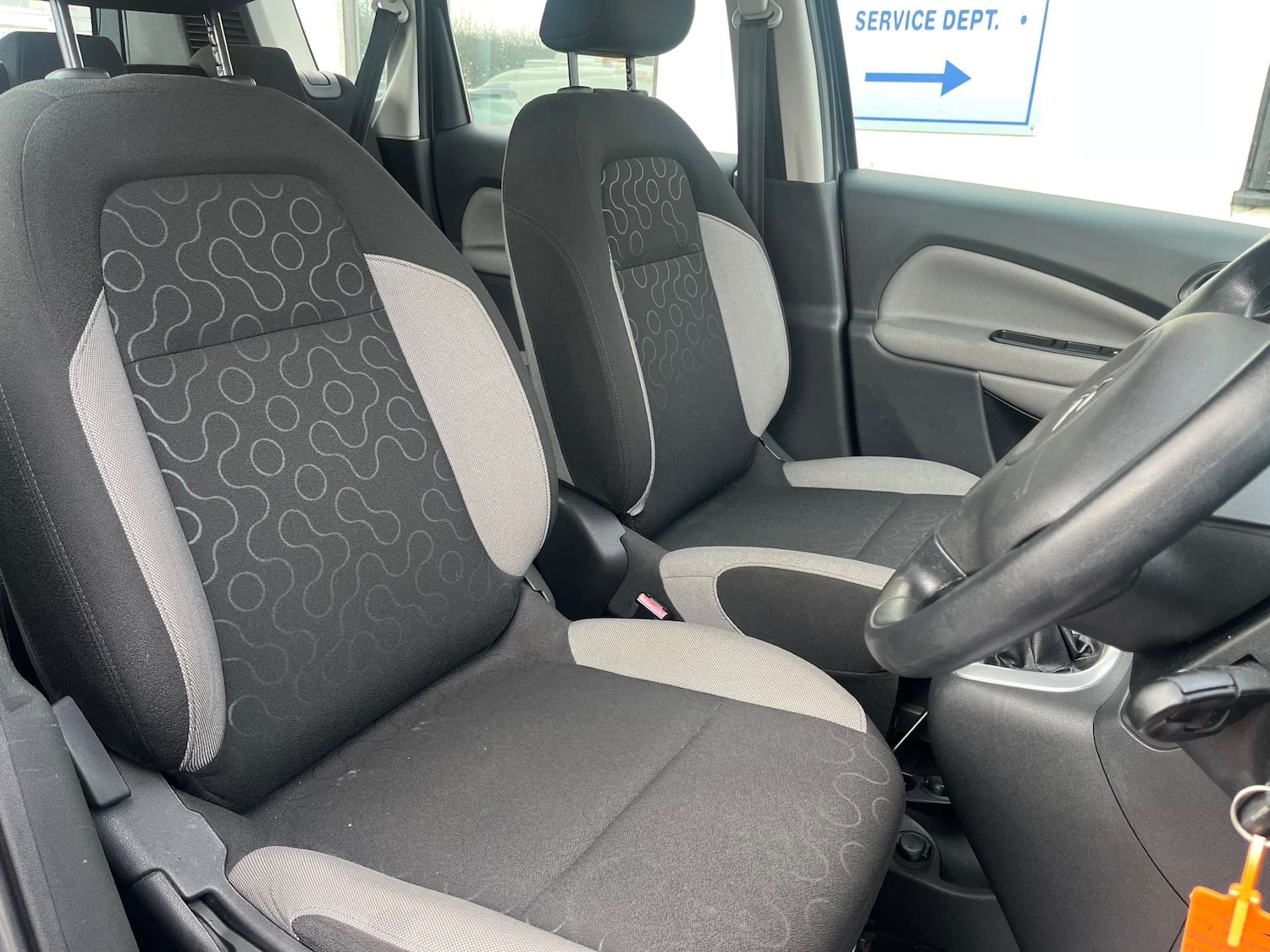 Used Citroen C3 Picasso 2012 for sale - 77380645: Photo 17