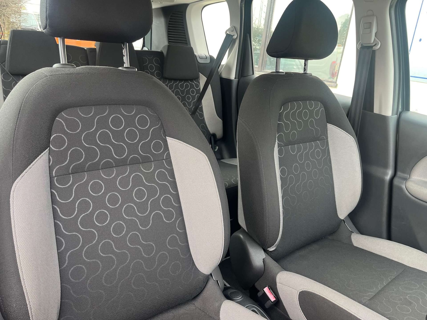 Used Citroen C3 Picasso 2012 for sale - 77380645: Photo 25