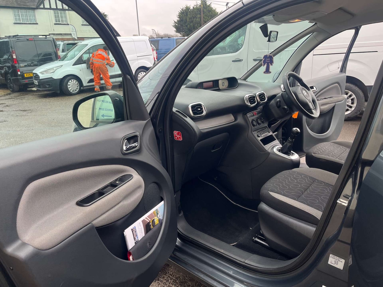 Used Citroen C3 Picasso 2012 for sale - 77380645: Photo 34