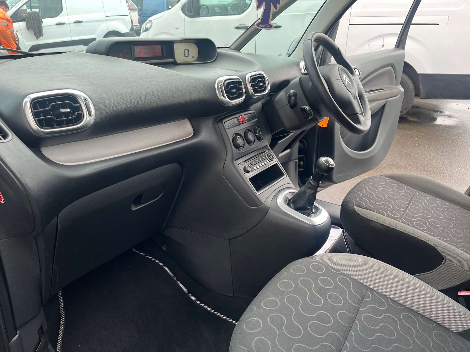 Used Citroen C3 Picasso 2012 for sale - 77380645: Photo 36