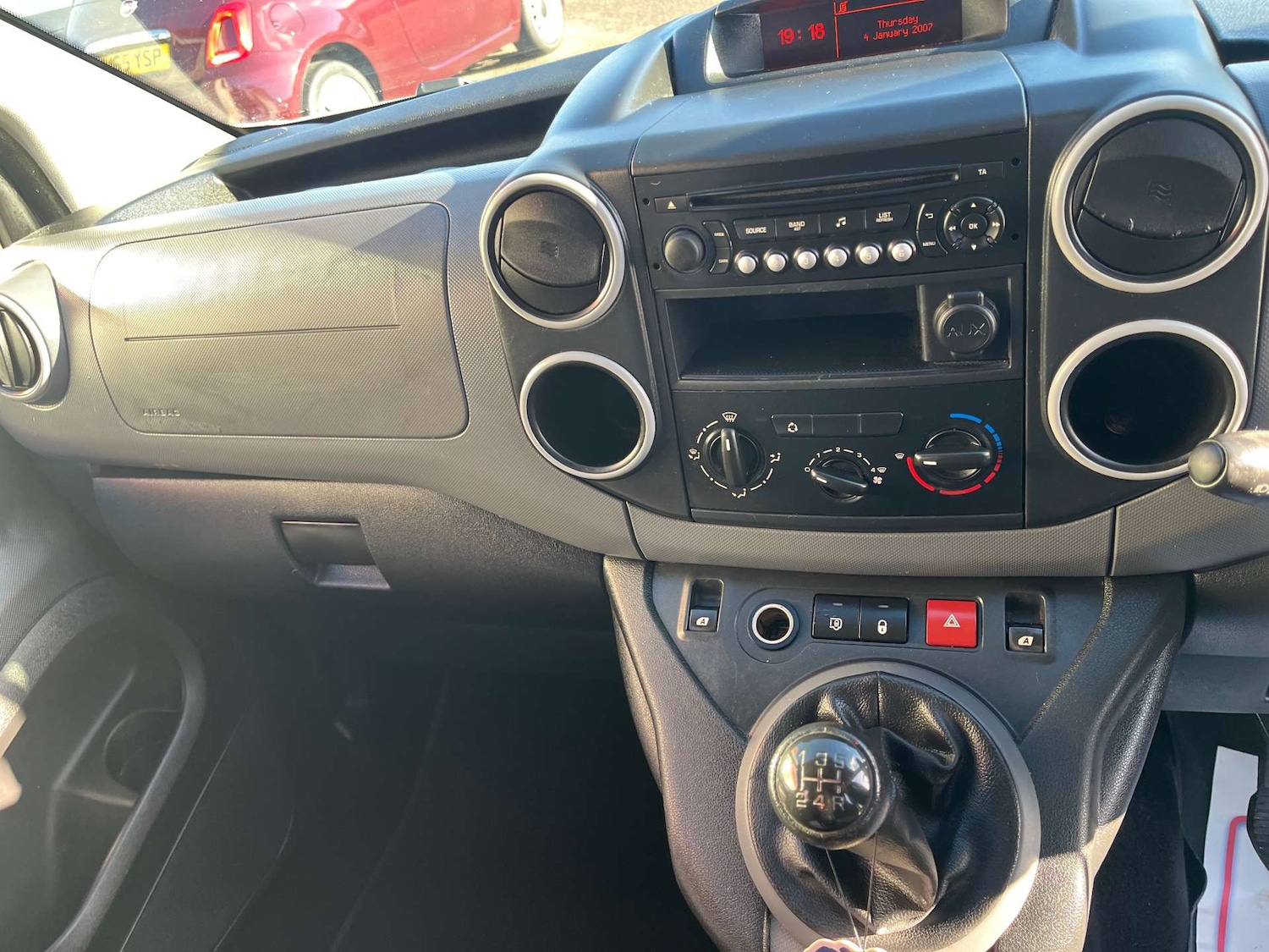 Used Peugeot Partner 2013 for sale - 76518062: Photo 26