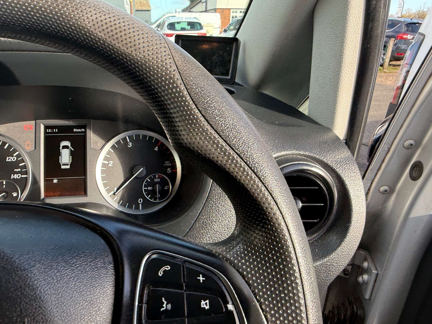 Used Mercedes-Benz Vito 2019 for sale - 77678647: Photo 11