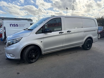 Used Mercedes-Benz Vito 2019 for sale - 77678647: Photo