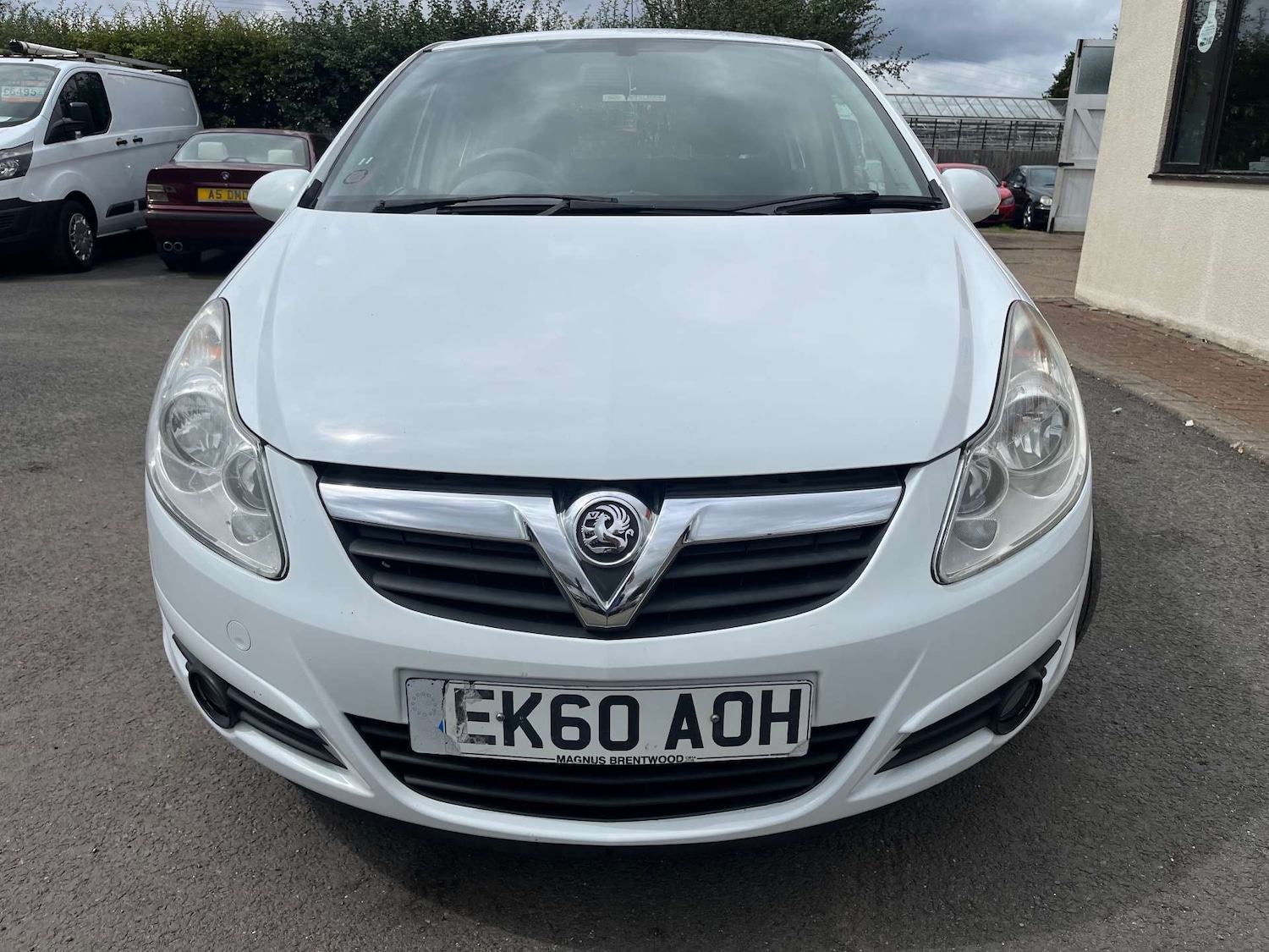 Used Vauxhall Corsa 2010 for sale - 77235339: Photo 5