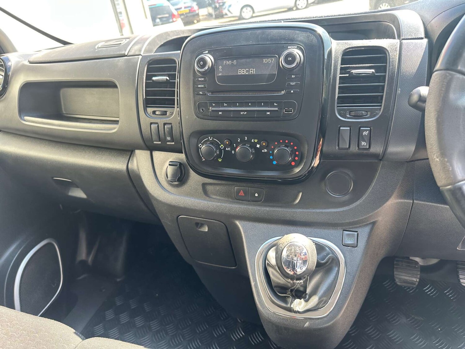 Used Vauxhall Vivaro 2018 for sale - 76384159: Photo 15