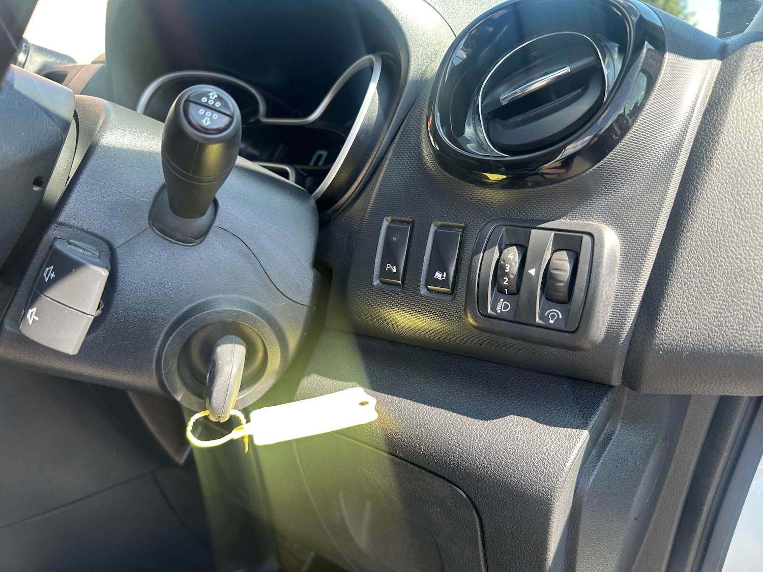 Used Vauxhall Vivaro 2018 for sale - 76384159: Photo 32