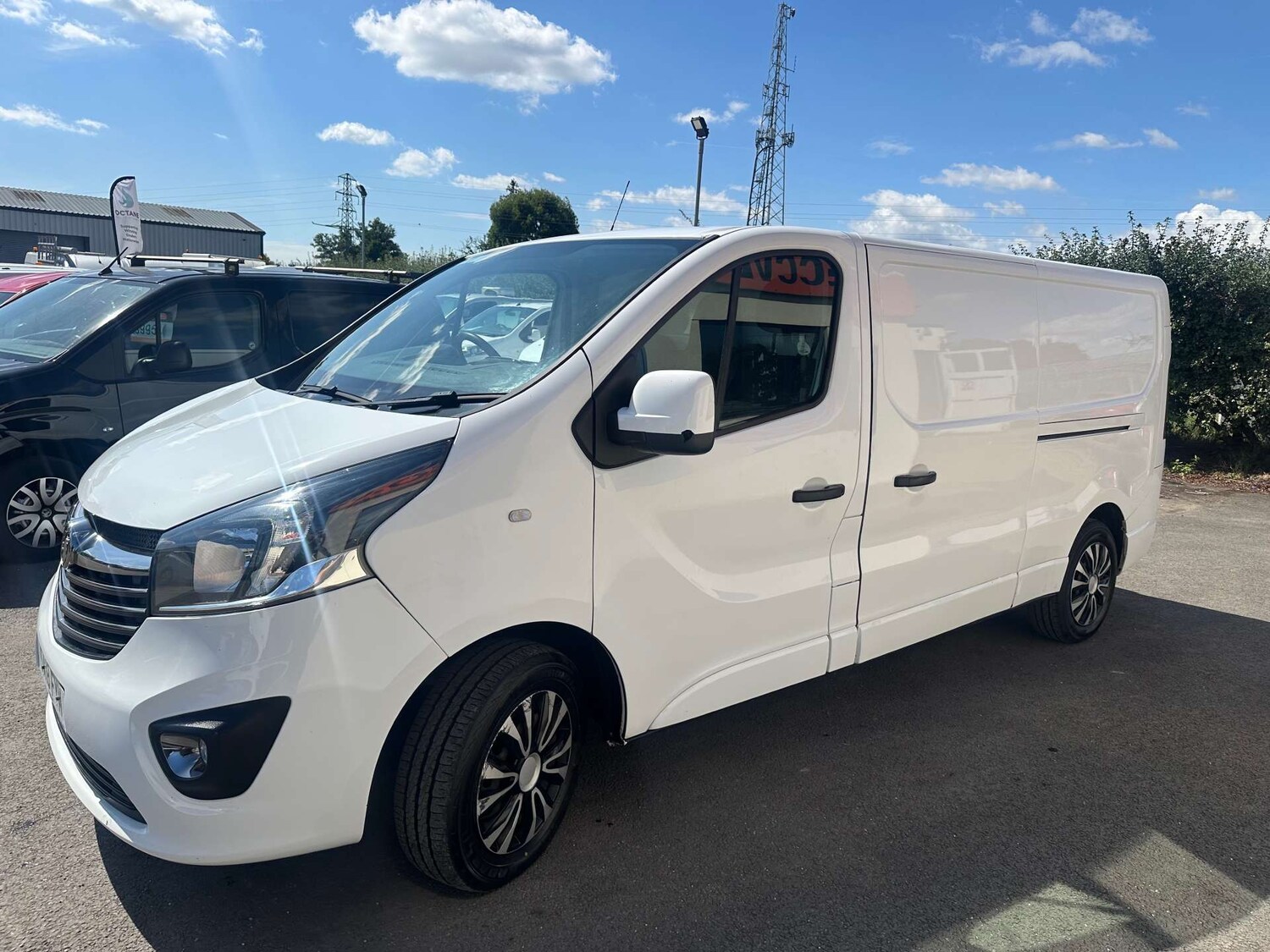 Used Vauxhall Vivaro 2018 for sale - 76384159: Photo 6