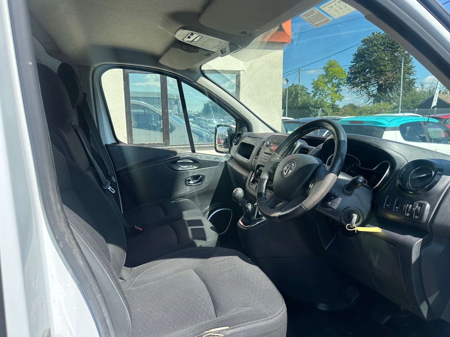 Used Vauxhall Vivaro 2018 for sale - 76384159: Photo 8