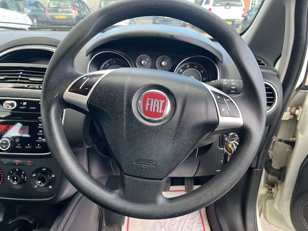 Used Fiat Punto 2017 for sale - 75557538: Photo 19