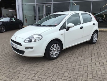 Used Fiat Punto 2017 for sale - 75557538: Photo
