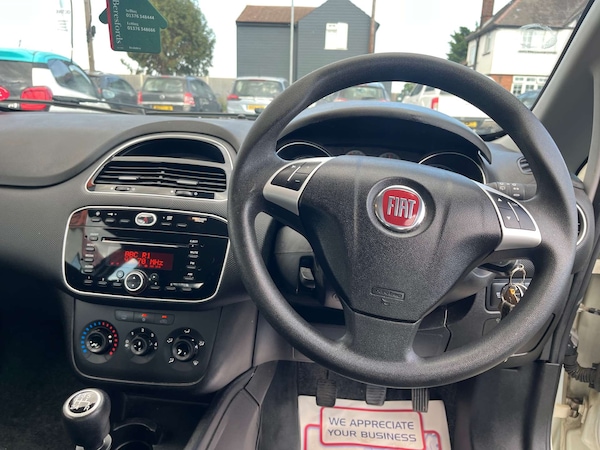 Used Fiat Punto 2017 for sale - 75557538: Photo 25