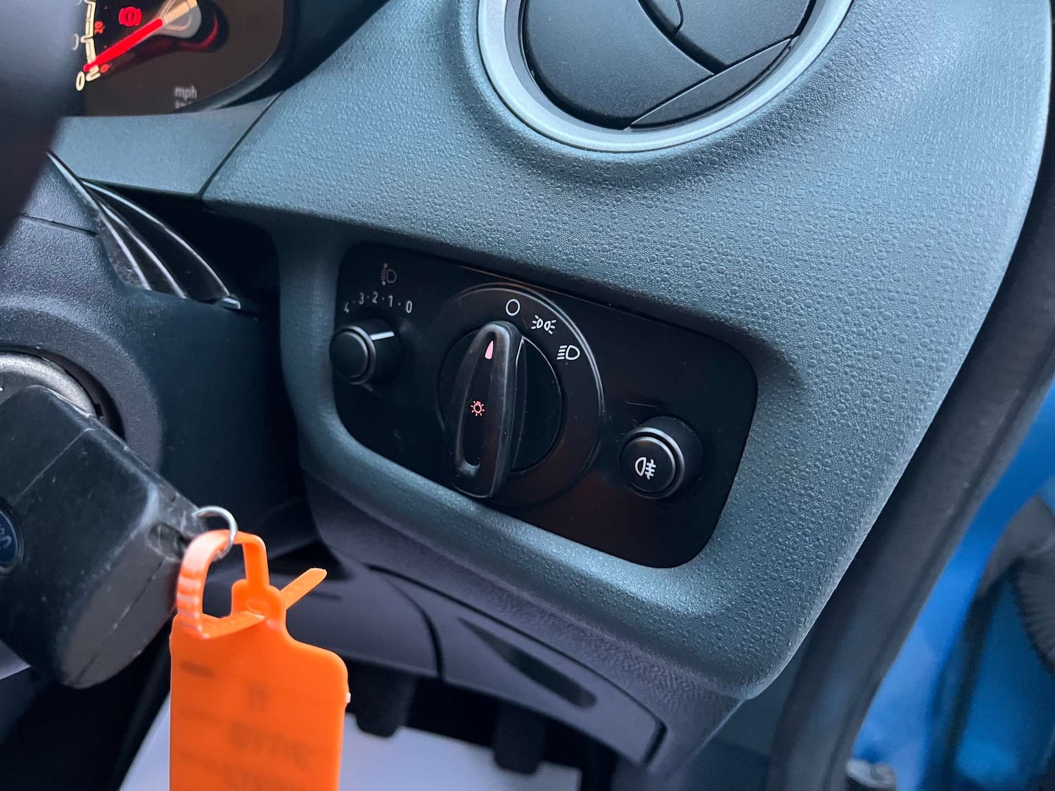 Used Ford Fiesta 2010 for sale - 77262745: Photo 19