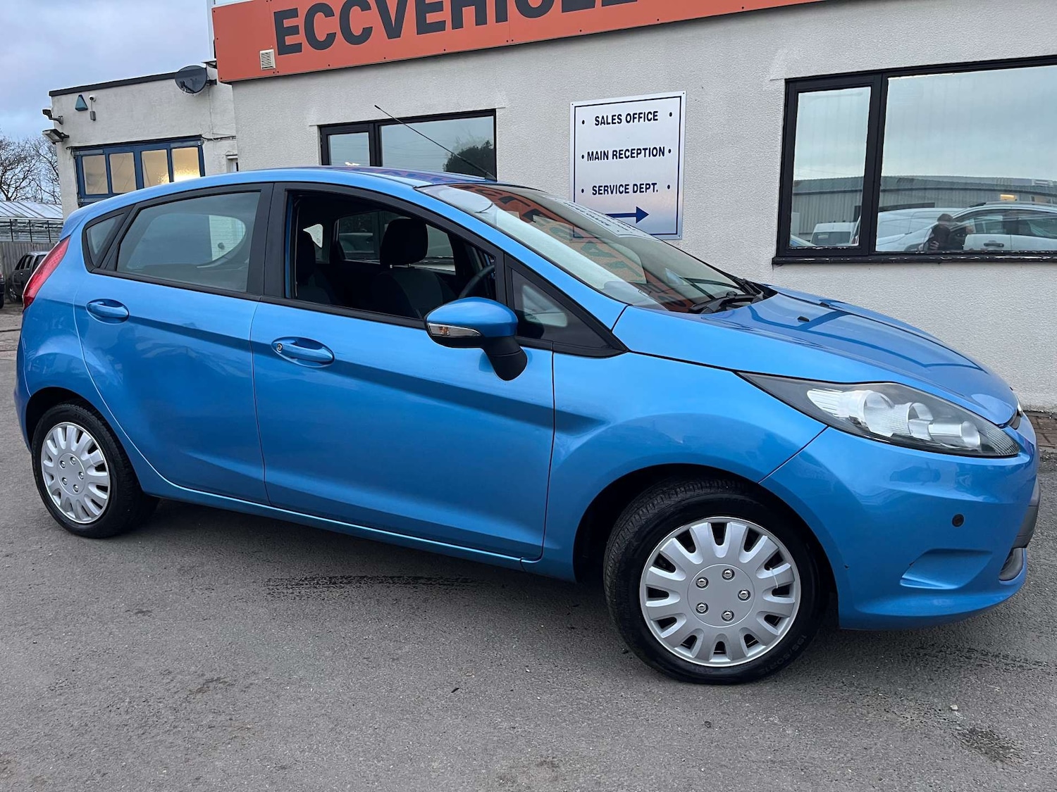 Used Ford Fiesta 2010 for sale - 77262745: Photo 2